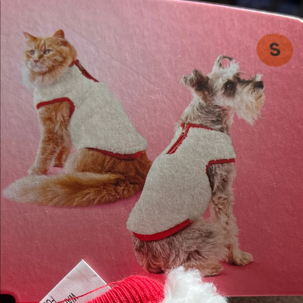 Bundle of 2 Boots & Barkley White and Red Pet Sweaters size Small